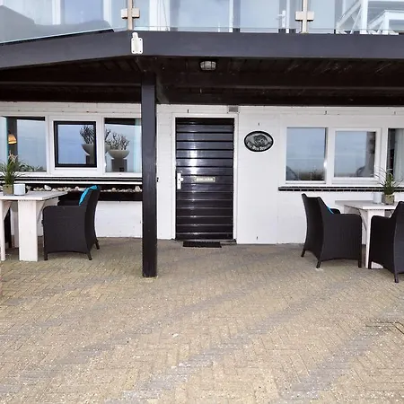 Zeespiegel Bed and breakfast 4*