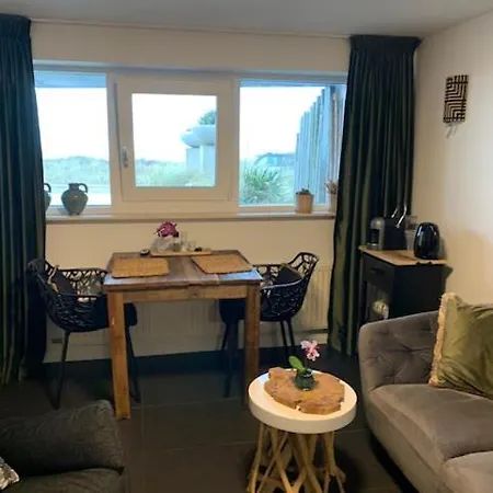 Zeespiegel Bed & Breakfast 4*