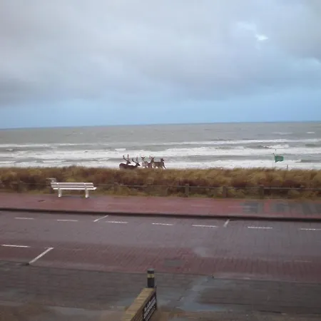 Couette-café Zeespiegel 4*