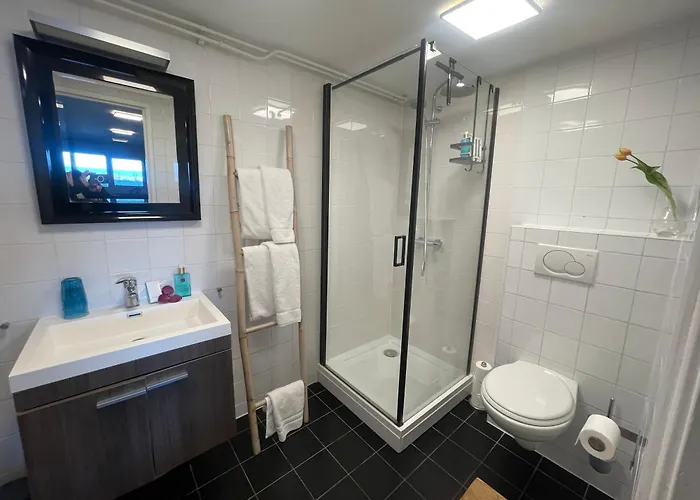 Bed and breakfast Zeespiegel 4*