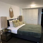 Zeespiegel 4*